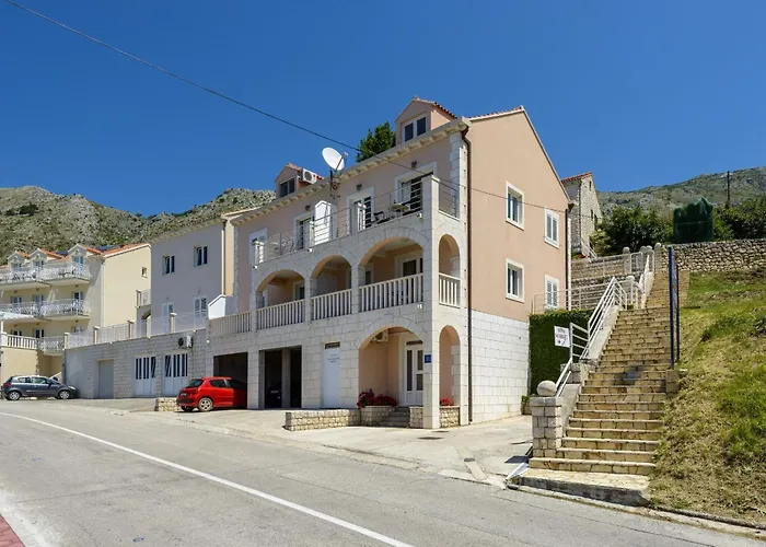 Apartments Maris